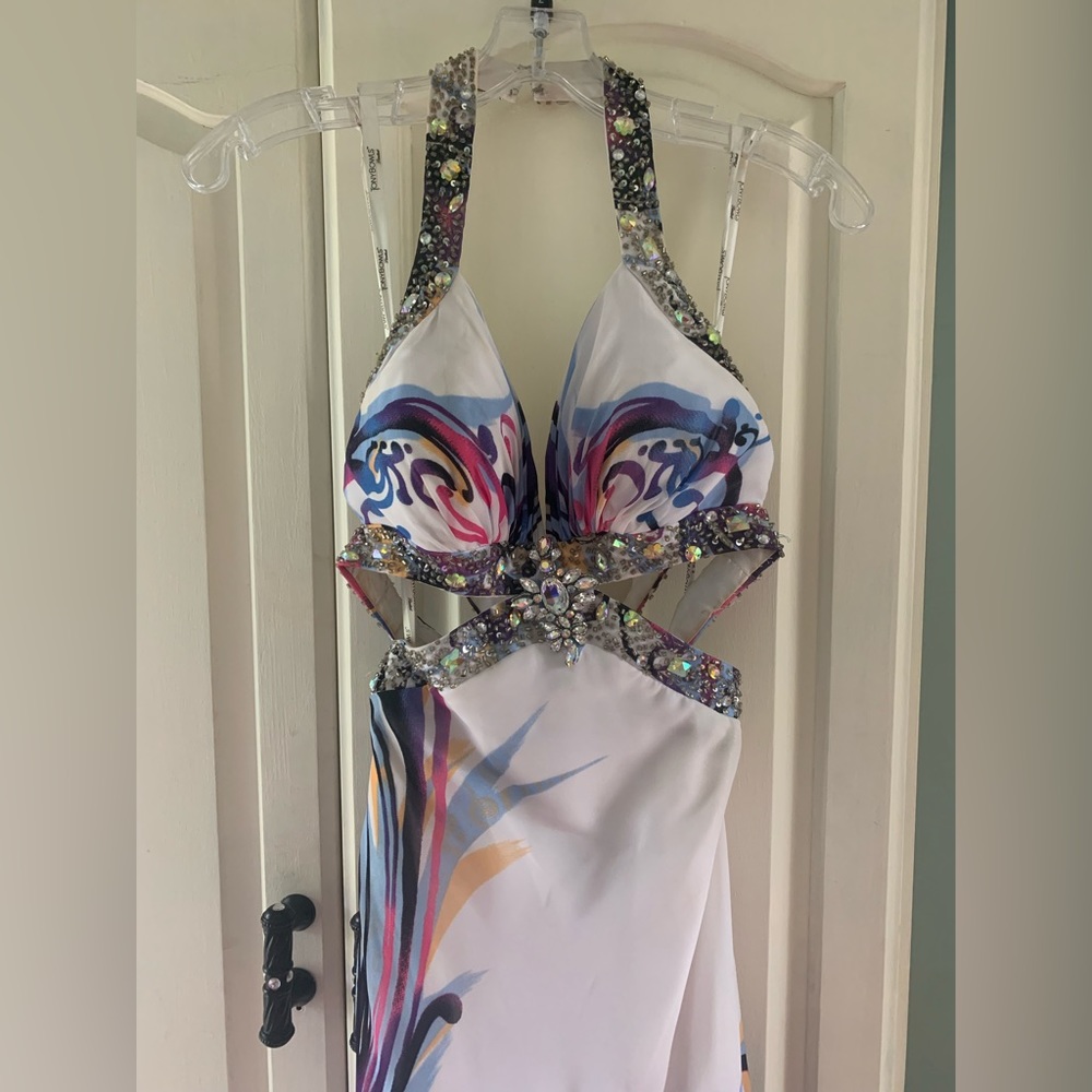 Prom gown